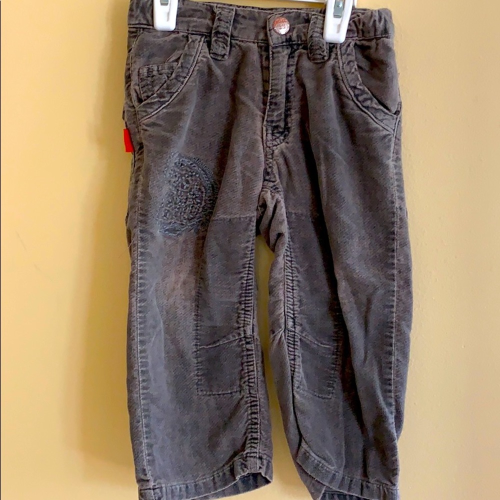 Pair of pants 2T boys cakewalk